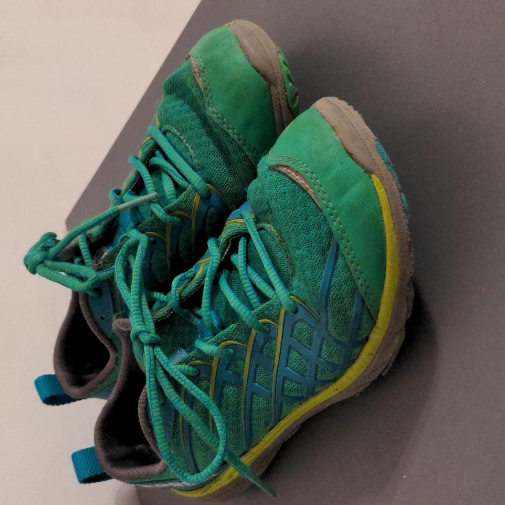 Women's Merrell Bare Access running shoes